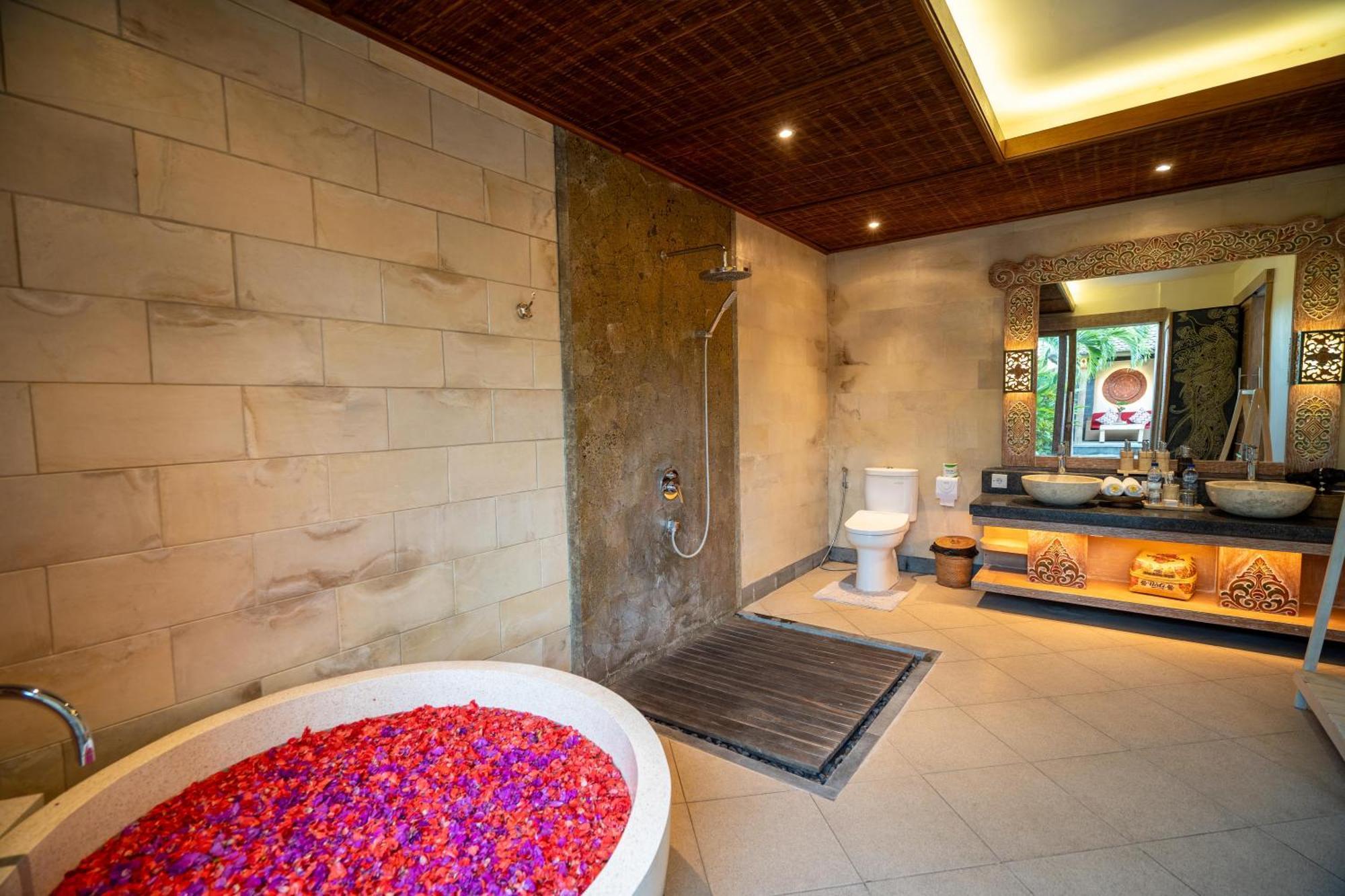 Happy Honeymoon Private Villa *
